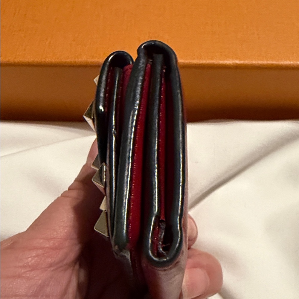 Valentino Garavani Rockstud Tri-fold leather wallet - Picture 6 of 9